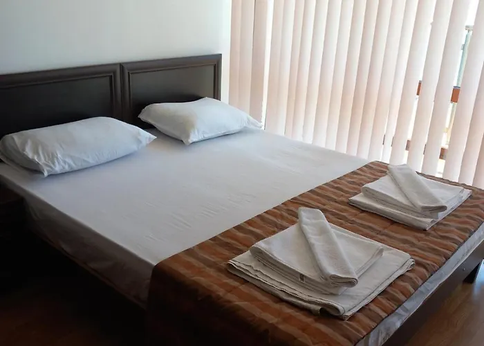 Апартаменты съни бей Солнечный берег