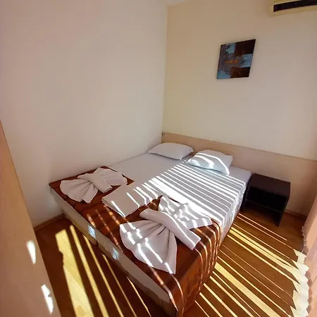 съни бей Lejlighed Sunny Beach